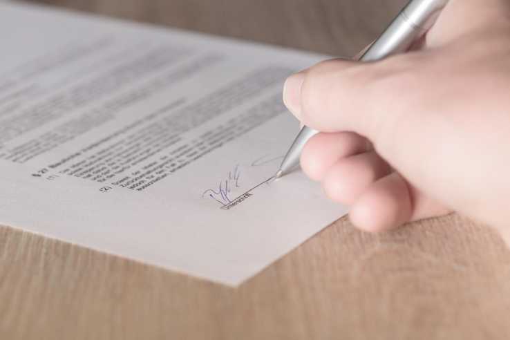 Signature achat appartement immobilier neuf